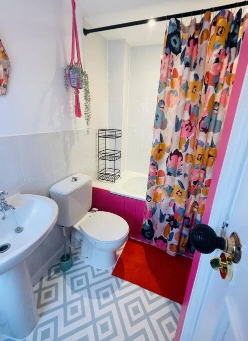 Colourful Apartment In Margate KENT Экстерьер фото